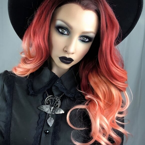 Death Moth Quartz Pendant – Restyle ✦ Moon Phases ✦ Raw Arrowhead ✦ Black/Silver - Picture 7 of 12